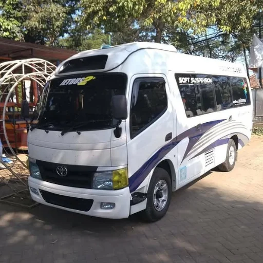 Sewa Mobil Elf Long Malang 02