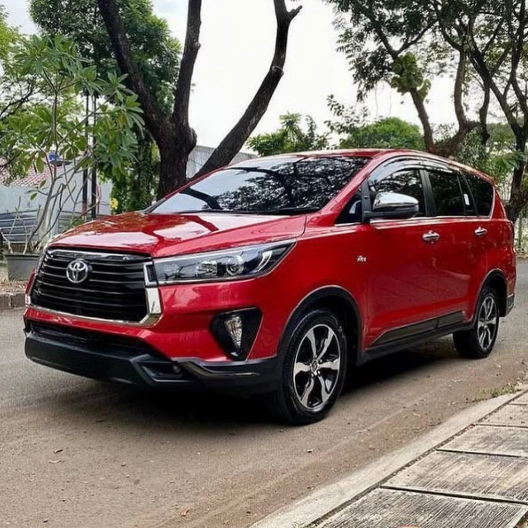 Sewa Mobil New Innova Reborn Malang 03