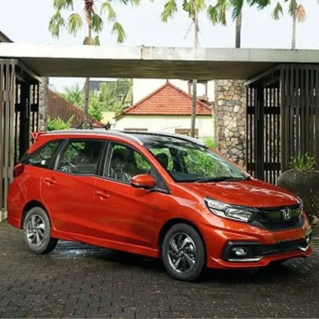 Sewa Mobil Brio Malang 01