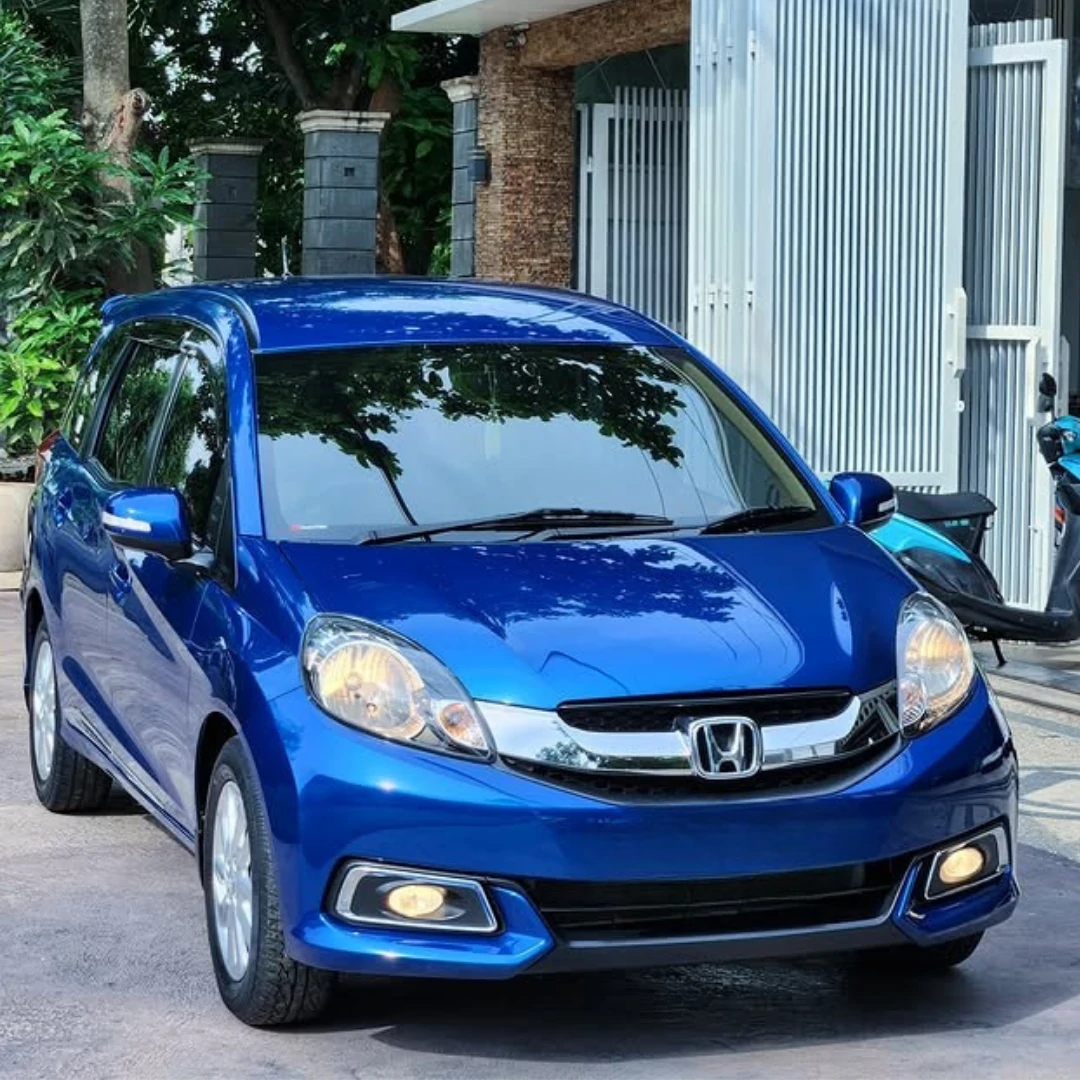 Sewa Mobil Brio Malang 03