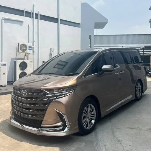 Sewa Alphard Hybrid Malang 02